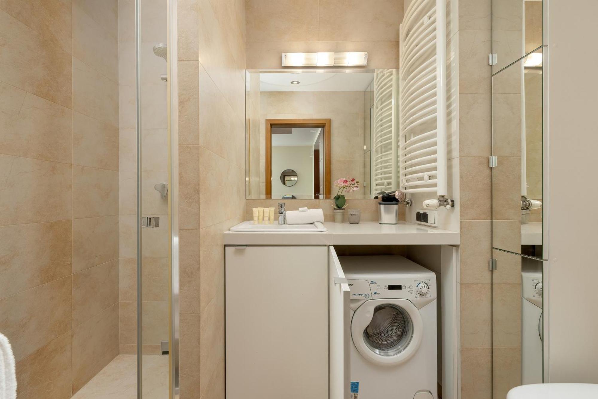 Centrum Krakowa Piekny Apartament Z Balkonem By Rent Like Home エクステリア 写真